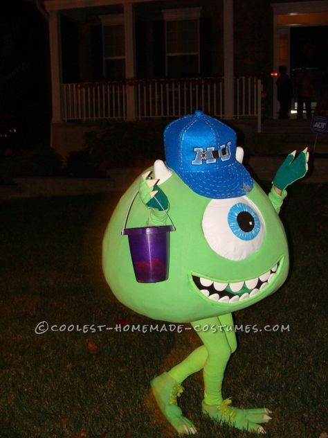 Cool Homemade Mike Wazowski Costume with Little Sister Boo Anything But Human Costume, Diy Mike Wazowski Costume Women, Diy Monsters Inc Costume, Diy Mike Wazowski Costume, Mike Wazowski Halloween Costume, Mike Wazowski Costume, Monsters Inc Boo, Mike From Monsters Inc, Mike Wazowski