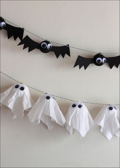 DIY Bat & Ghost Garlands Halloween Dorm, Halloween Garlands, Diy Halloween Garland, Porta Halloween, Diy Halloween Dekoration, Handmade Halloween Decorations, Ghost Diy, Homemade Halloween Decorations, Halloween Room Decor