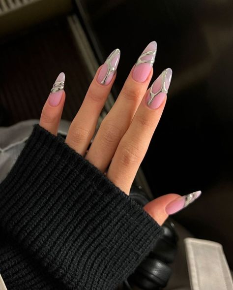 E Business, Retro Nails, Media Communication, Edgy Nails, Classy Acrylic Nails, Almond Acrylic Nails, Mass Media, Silver Nails, Square Acrylic Nails