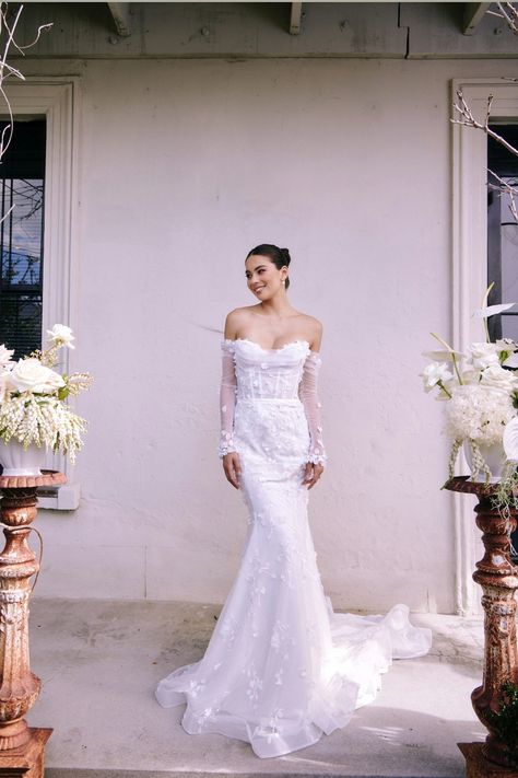 Monique — Trish Peng Trish Peng, Bridal Boxes, Relationships Love, Dress Inspo, Dream Wedding Dresses, Bridal Looks, Veil, Timeless Elegance, Dream Wedding