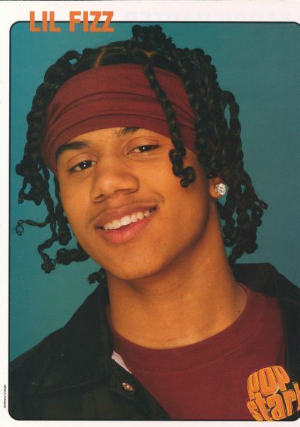 90s Hairstyles Men Black, Early 2010s Fashion Men, Black Hairstyles 90s, B2k Wallpaper, 2000s Mens Hairstyles, Lil Fizz 2000s, Early 2000s Hairstyles Men, 90s Middle Part, 2000s Hairstyles Men