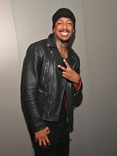 Alyssa Scott, Nick Cannon, How Many Kids, Peace Sign, Halo, Celebrities, Quick Saves