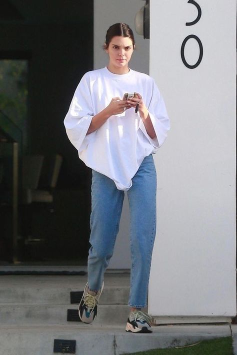 Kendall Jenner Outfits Street Styles, Kendall Jenner Casual Outfits, Moda Kylie Jenner, Kendall Jenner Casual, Kendall Jenner Outfits Casual, Style Kendall Jenner, Stile Kendall Jenner, Mode Ulzzang, Kendall Jenner Street Style