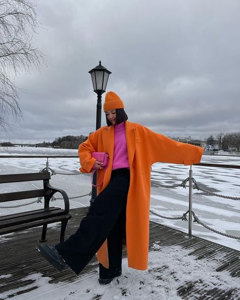 Mood 2024, Colorful Street Style, Autumn 23, Daily Fits, Bright Colored Outfits, Ny Outfits, Winter Outfits Aesthetic, Maxi Outfits, Orange Outfit