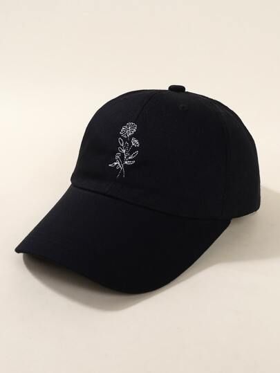 Embroidery Daisy, Aesthetic Embroidery, Black Caps, Embroidered Baseball, Embroidered Caps, Embroidered Baseball Caps, Black Cap, Embroidered Flowers, Baseball Cap