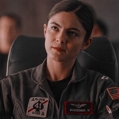 𝗱𝗼 𝗡𝗢𝗧 𝗿𝗲𝗽𝗼𝘀𝘁 𝗼𝗿 𝗿𝗲-𝗲𝗱𝗶𝘁 • 𝑇𝐴𝐺𝑆: #topgun #topgunmaverick #maverick #phoenix #bob #hangman #rooster #topgunicons #maverickicons #topgunmaverickicons #icons #fighterpiloticons #tomcruise Phoenix Top Maverick, Phoenix Maverick, Natasha Phoenix Trace, Natasha Trace, Tomcruise Topgun, Top Girlfriend, Top Gum, Topgun Maverick, Female Military