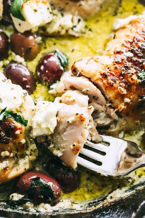 Baked Chicken Marinade, Feta Cheese And Olives, Wednesday Fall, Pesto Chicken Recipe, Cheese And Olives, Chicken Carbonara Recipe, Baked Pesto Chicken, Baked Chicken Recipe, Chicken Pesto Recipes