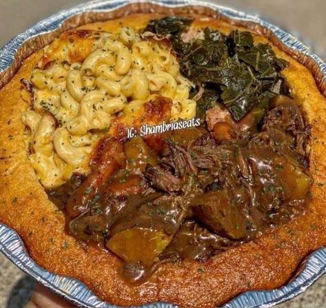 Cornbread Bowl, Southern Slang, Plane Food, Healthy Eating Snacks, Food C, Foreign Food, Soul Food Dinner, Food Meals, Food Babe