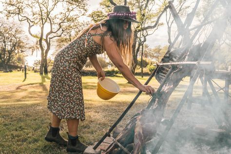 Wild Makena with Chef Sarah Glover — Kiawe Outdoor Sarah Glover, Wild Cooking, Berry Picking, New Bern, Fire Cooking, Invasive Species, Best Chef, Raw Beauty, Great Team