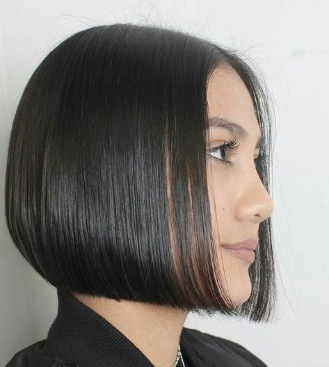 Cortes Bob, Middle Hair, Asymmetrical Bob Haircuts, Short Bobs, Choppy Bob Hairstyles, Inverted Bob, Hairstyles Women, Medium Hairstyles, Penteado Cabelo Curto