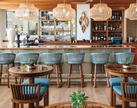 Kaimana Beach Hotel's Hau Tree Restaurant Is Better Than Ever Kaimana Beach Hotel, Moana Surfrider, Tropical Interiors, Tree Restaurant, Restaurant Photography, Surf School, Fine Living, Private Dining Room, Interior Aesthetic