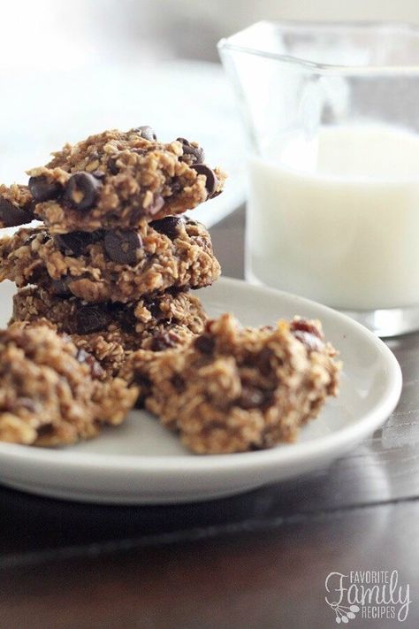 Guilt Free Oatmeal Cookies Recipe Healthy Oatmeal Cookies, Gluten Free Oatmeal, Healthy Oatmeal, Sugar Free Desserts, Chocolate Craving, Healthy Cookies, Sugar Free Recipes, Healthy Sweets, Oatmeal Cookies