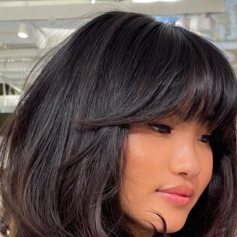 REMI JEFFERS SYDNEY HAIRSTYLIST on Instagram: "IM IN LOVE, IM OBSESSED 🥹  The brief: Lots of layers, face framing, bottle neck/peek a boo fringe with a big volume blow out….  I think we nailed it!!! Am I right??? 🤤🤤🤤🤤 . . . . . . #hairgoals #hairinspo #sydneyhairstylist #modernsalon #americansalon #hairtransformation #haircare #bouncyhair #hair #hairfashion #hairideas #sydneyhairdresser #90s #blowout #layeredhaircut #bottleneckbangs #curtainbangs" Bottle Neck Bangs Hair, Haircut Inspo, Lots Of Layers, Im Obsessed, Makeup Accesories, Bouncy Hair, Fringe Bangs, Blow Out, Hair Dresser