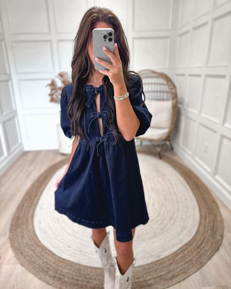 Pieces we are l 🖤 v i n g Denim Dress Outfit Winter, Nfr Outfits, Denim Dress Outfit, Romper Fall, Southern Fashion, Winter Dress Outfits, Perfect Closet, Fall Fit, Spring Clothes