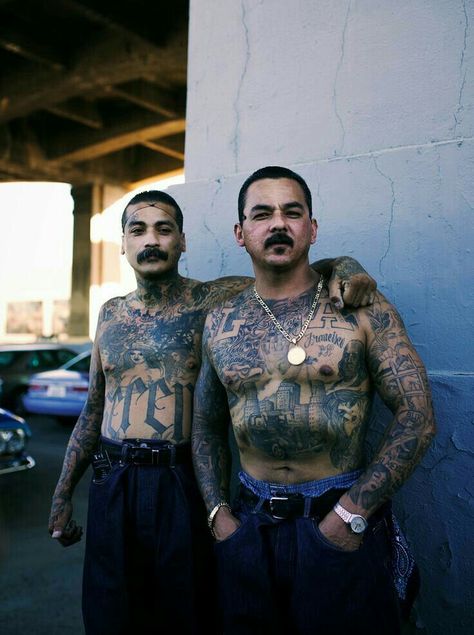 Tango Blast, Young Pappy, Cholo Tattoo, Gang Tattoos, Barber Haircuts, Mexican Tattoo, Gang Members, Gang Culture, Estilo Cholo