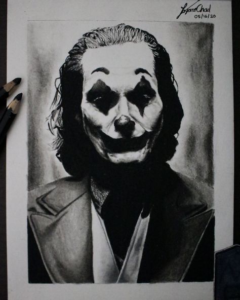 first time using charcoal pencil on this one.. I say it greatly portrays Joaquin Phoenix's character in the movie Joker Charcoal Drawings, Joaquin Phoenix Joker Drawing, Joker Pencil Drawing, Joker Drawing Easy, Easy Realistic Drawings, Joker Art Drawing, Joker Sketch, Joker Drawing, Joaquin Phoenix Joker