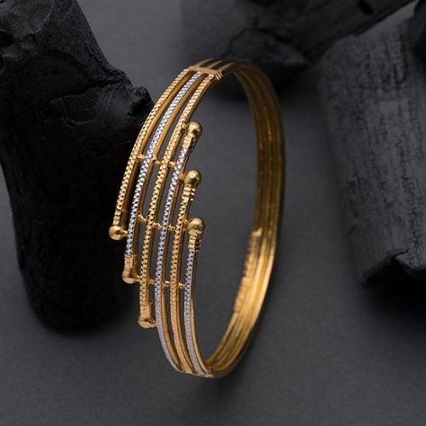 Kadli Bangles jewellery for Women 14 Single Kada Designs Gold For Women, Single Bangles Gold, Fancy Gold Bangles Design, Fancy Bangles Gold, Single Bangle Designs Gold, Gold Bangles Design Daily Wear Latest, Gold Kangan, Plain Gold Bangles, 22k Gold Bangles