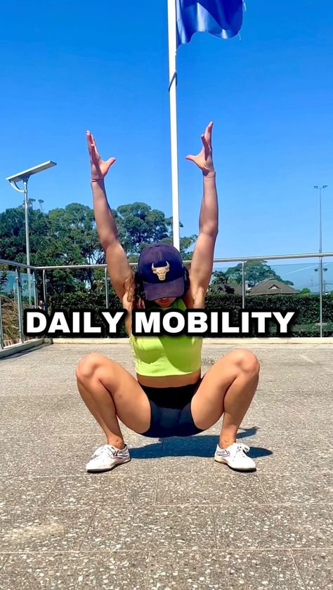 DO YOU WANT TO GET MORE FLEXIBLE? Then you need to do more then just stick your leg up on a bench and call it a hamstring stretch SAVE &… | Vanja Moves 👊🏼 (@vanja.moves) on Instagram Flexibility Workout Routine, Exercise Legs, Flexibility Tips, Ankle Exercises, Hip Mobility Exercises, Hip Strengthening Exercises, Short Workouts, Workout Routines For Women, Lower Back Pain Exercises