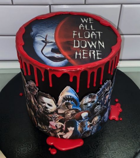 #horrormovies #horrorart #halloweencake #horrormoviecake #scarymoviecake #edibleimage #edibleimagecake #dripcake #chocolatecake #blooddripcake #homebaker #fondantcake #swissmeringuebuttercream #ganachedrip Scary Movie Cakes, Horror Movie Cake, Halloween Sweet 16, Halloween Cake Design, Scary Halloween Cakes, 18th Party Ideas, Horror Cake, Movie Cake, Scary Cakes