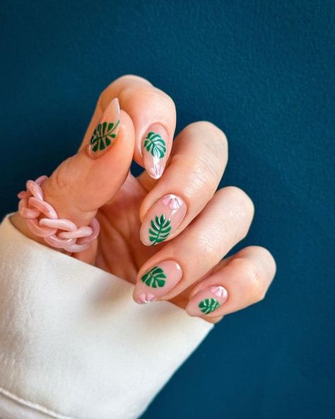 Pink Nails With Leaves, Leaf Print Nails, Nail Art Plants, Tropical Leaf Nail Art, Tropical Leaf Nails, Plant Design Nails, Tropical Leaves Nails, Palm Leaves Nails, Plant Inspired Nails