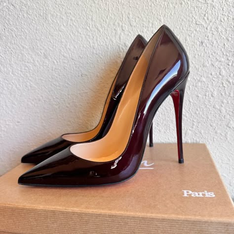 Brand New, Never Worn In Original Box. Classy Women Style, Red Bottom Louboutin, Rich Shoes, Loubuitton Shoes, Red Bottom, Loubitons Heels, Loubuitton Heels, So Kate Louboutin Outfit, Metallic Heels Outfit