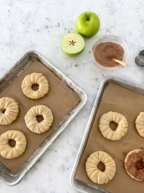 undefined Cinnamon Apple Rings, Ice Cream Puffs, Apple Ice Cream, Apple Pastry, Apple Rings, Puff Pastry Dough, Caramel Topping, Frozen Puff Pastry, Cinnamon Apple