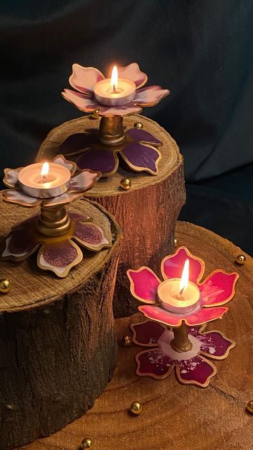 Diwali Clay Craft, Resin Diwali Ideas, Diya Decoration Ideas Creative, Diya Stand Diy, Diya Stand Decoration, Diya Stand Making Ideas, Clay Diyas For Diwali, Rakhi Resin, Resin Diya Holders