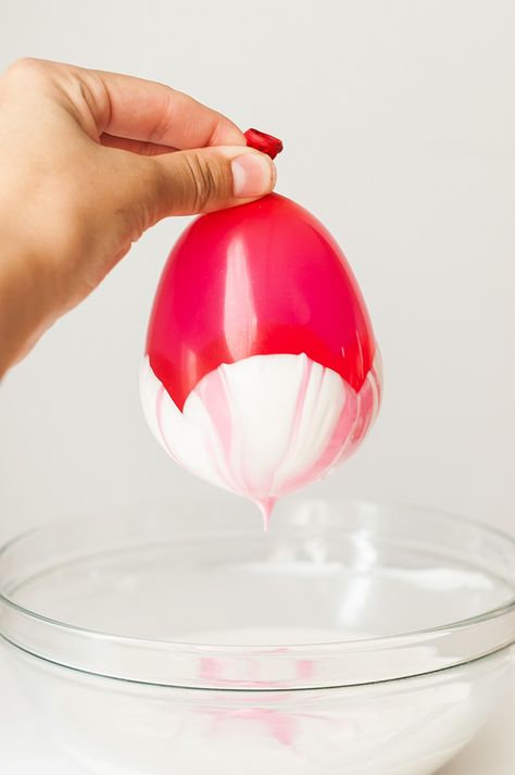 Edible Flower Petal White Chocolate Bowls Birthday Cake Ideas Flowers, Cake Ideas Flowers, Chocolate Bowls With Balloons, Edible Bowl, Spring Time Desserts, Chocolate Bowls, Chocolate Bowl, Chocolate Garnishes, Flowers Tea