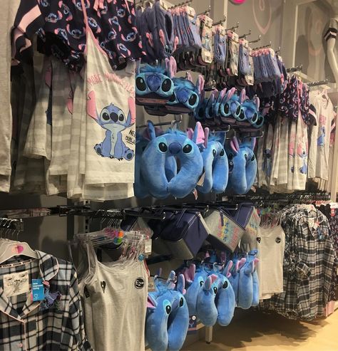 Rachael James on Instagram: “There’s so much stitch merch in @primark at the moment and I love it! 😍 #stitch #Disney #primarkdisney #primarkxdisney” Disney Merch Aesthetic, Stitch Disney Stuff, Stitch Things To Buy, Stitch Gifts Disney, Stitch Merch, Buu Monster Inc, Stitch Room, Stitch Things, Lilo And Stitch Characters