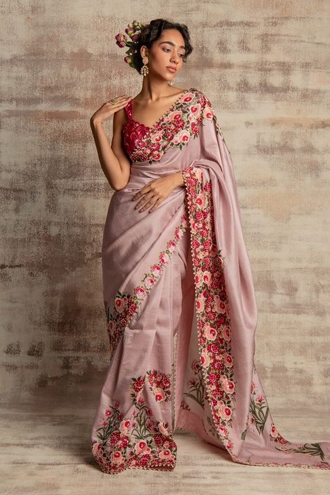 Floral Saree Look, Floral Embroidery Saree, Pink Saree Blouse, Raw Silk Embroidery, Saree Color Combinations, Maharashtrian Saree, Saree Jacket Designs, Saree Inspiration, Truth Is Beauty