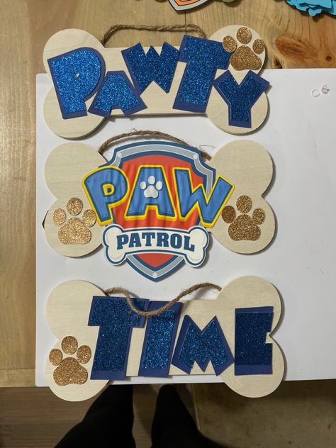 Welcome birthday sign Paw Patrol Birthday Sign, Welcome Birthday Sign, Patrol Party, Paw Patrol Party, Paw Patrol Birthday, Party Sign, Birthday Sign, Party Signs, Paw Patrol