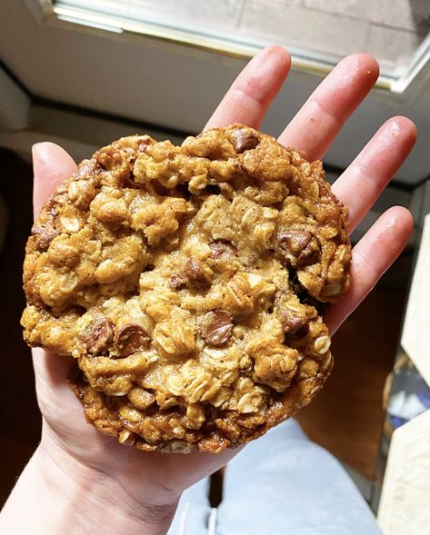 One Big Oatmeal Cookie | e2 bakes brooklyn Oatmeal Cookies For Two, One Oatmeal Cookie Recipe, Single Serving Oatmeal Cookie, Jumbo Oatmeal Cookies, Single Serve Banana Cookie, Single Oatmeal Cookie Recipe, One Large Cookie Recipe, Big Oatmeal Raisin Cookies, Single Batch Cookies