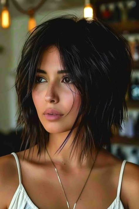 Choppy Bob Hairstyles For Fine Hair, Choppy Bob Hairstyles, Hairstyles For Fine Hair, Choppy Bob, Hair Cut Ideas, Bob Hairstyles For Fine Hair, Haircuts For Medium Hair, Hair 2024, Edgy Hair