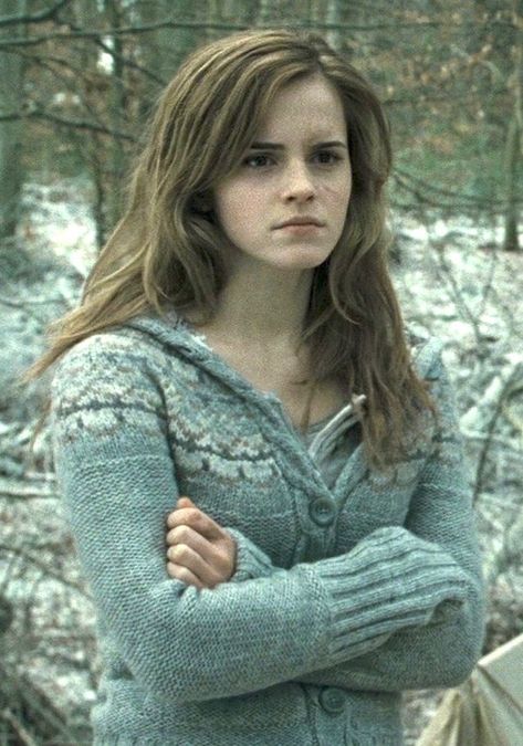 Hermione Granger Outfits, Harry Potter Ron And Hermione, Emma Watson Harry Potter, Ron And Harry, Emma Watson Pics, Harry Potter Pin, Harry Potter Gif, Harry Potter Actors, Harry Potter Drawings