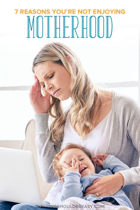 Finding yourself not enjoying motherhood? Discover 7 reasons you feel down about parenthood, and how to turn things around. A must-read for any mom struggling with raising children! Parenting Hacks Teenagers, Motherhood Struggles, Parenting Lessons, Parenting Goals, Parents Quotes Funny, Mom Life Hacks, Intentional Parenting, Parenting Classes, Parenting Techniques