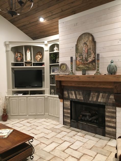 Corner Tv By Fireplace, Corner Tv Built In, Corner Built In For Tv, Craftsman Shelves, Corner Media Wall, Built In Corner Tv Cabinet, Corner Tv Unit Ideas Living Room, Cypress Mantle, Corner Tv Living Room Layout