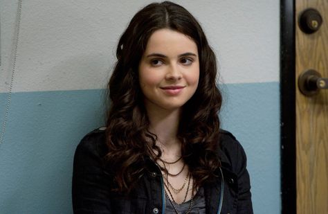 1x01 Switched At Birth Bay, Bay Kennish, Vanessa Marano, Switched At Birth, Loose Ends, Her Hair, The Fosters, Love Her, Dreadlocks