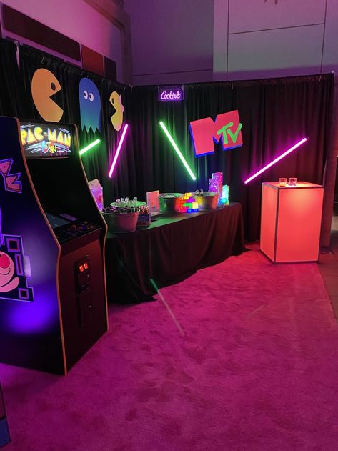 80s Theme Corporate Party, 80s Prom Party Theme, Arcade Party Theme, Arcade Decorations Party Ideas, Arcade Party Decorations, Arcade Party Ideas, Arcade Theme Party, Arcade Decorations, Arcade Lighting