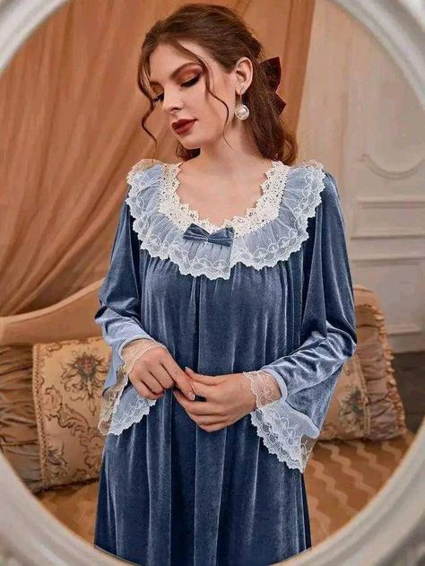 Velvet Night Dress, Caftan Simple, Pajama Fashion, Sleepwear Fashion, Cute Pajama Sets, Night Dress For Women, Abaya Designs, Sofia Vergara, Nightgowns For Women