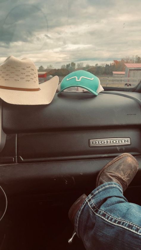 Western Truck Aesthetic, Rodeo Astethic, Western Lifestyle Aesthetic, Rodeo Life Aesthetic, Western Life Aesthetic, Barrel Racer Aesthetic, Country Lifestyle Aesthetic, Cowboy Aesthetic Western, Country Aesthetic Western