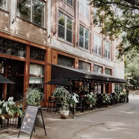 What To Do In Knoxville Tennessee, Things To Do In Knoxville Tennessee, Knoxville Tennessee Aesthetic, Knoxville Aesthetic, Nashville Living, Ut Knoxville, Tennessee Aesthetic, Travel Tennessee, Tennessee Road Trip