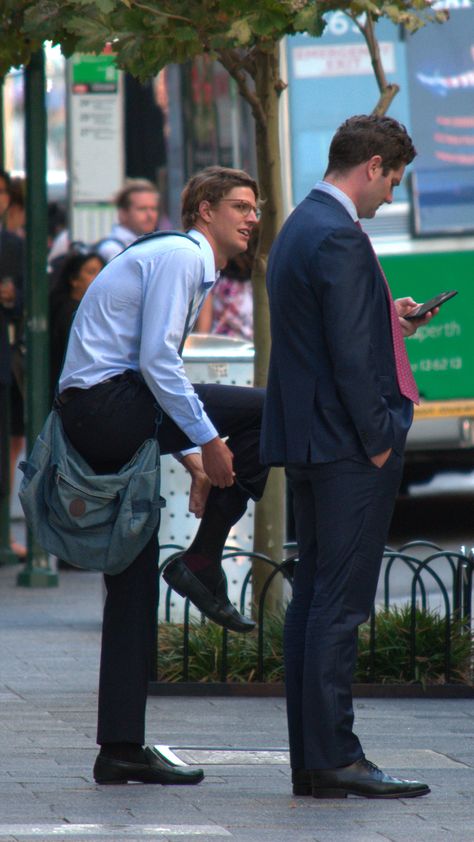 Finance Man Aesthetic, Man In Finance, Finance Guy Aesthetic, Finance Boyfriend, Rich Black Man Aesthetic, Nerd Guy Aesthetic, Golden Retriever Boyfriend Aesthetic, Finance Man, Nyc Boys