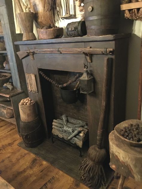 Primitive Faux Fireplace, Primitive Fireplace Mantle Decor, Primitive Mantel Decorating Ideas, Primitive Fireplace Decor, Primitive Fireplace Mantle, Primitive Fireplace, Primitive Home Decorating, Primitive Dining Rooms, Primitive Living Room