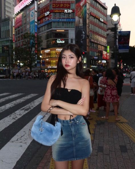 Tokyo Summer Outfits, Japan Outfit Summer, Japan Summer Outfit, Julia Ma, Japan Outfits, Japan Summer, Summer Poses, Photoshoot Pics, Photography Posing Guide