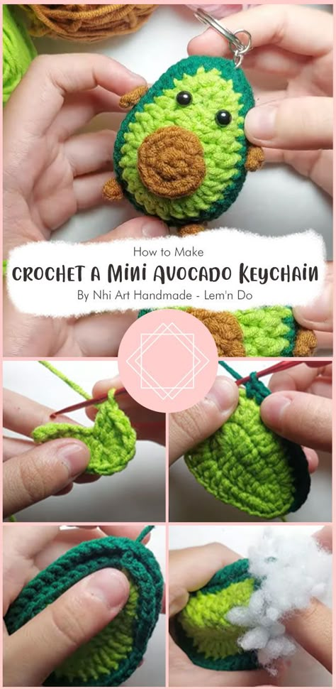 In this tutorial you will learn how to crochet the avocado mini keychain. This avocado mini keychain is super quick to make and the perfect gift for anyone who loves avocados. Gifts Crochet, Crocheting Patterns, Crochet Fruit, Beginners Crochet, Crochet Keychain Pattern, Easy Crochet Patterns Free, Gift Crochet, Crochet Gift, Crochet Food