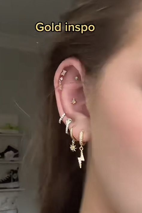 Brooke Piercing, Ears Filled With Piercings, Brooke Monks Piercings, Piercings Brooke Monk, Ear Piercing Ideas Placement Chart, Brook Monk Earrings, Brook Monk Piercings, Ear Piercings Brooke Monk, Brooke Monk Earrings