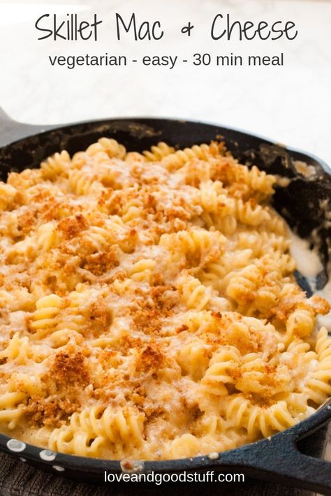 Easy Mac And Cheese Recipe, Cast Iron Skillet Recipes Dinner, Skillet Mac And Cheese, Easy Mac N Cheese Recipe, Desserts Cheesecake, Breadcrumb Topping, Electric Skillet Recipes, Cast Iron Skillet Cooking, Vegetarian Pasta Dishes