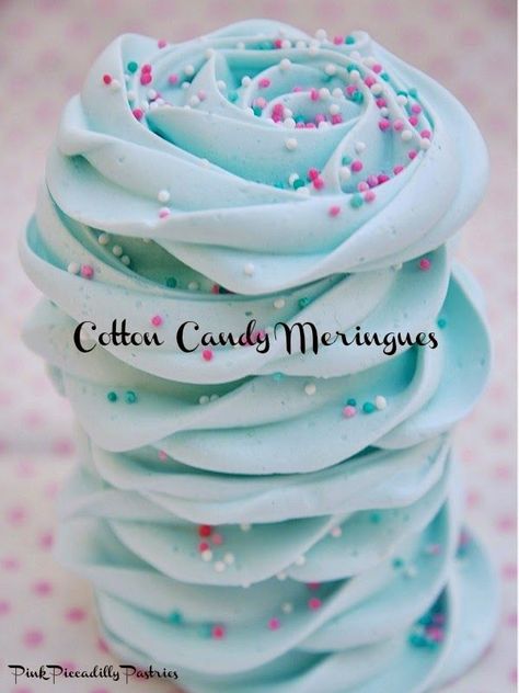 Meringue Cookie Recipe, Meringue Desserts, Meringue Recipe, Cotton Candy Flavoring, Mint Recipes, Meringue Cookies, Homemade Candies, Frozen Birthday, Yummy Sweets