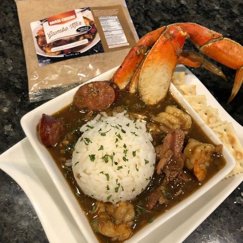 Gumbo Aesthetic, Cooking Soul Food, Seafood Gumbo, Soul Food Dinner, Gumbo Recipe, Food Babe, Food Therapy, Yummy Comfort Food, Food Goals