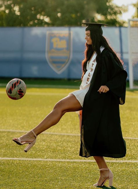 Soccer Senior Portraits, Senior Soccer Pictures Group, Senior Picture Ideas Sports Soccer, Senior Soccer Photoshoot, Soccer Photo Ideas, Soccer Pics Ideas, Senior Picture Soccer Ideas, Senior Photos Soccer, Soccer Graduation Pictures